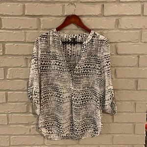 Black and White Heart Blouse 🤍 🖤 🤍